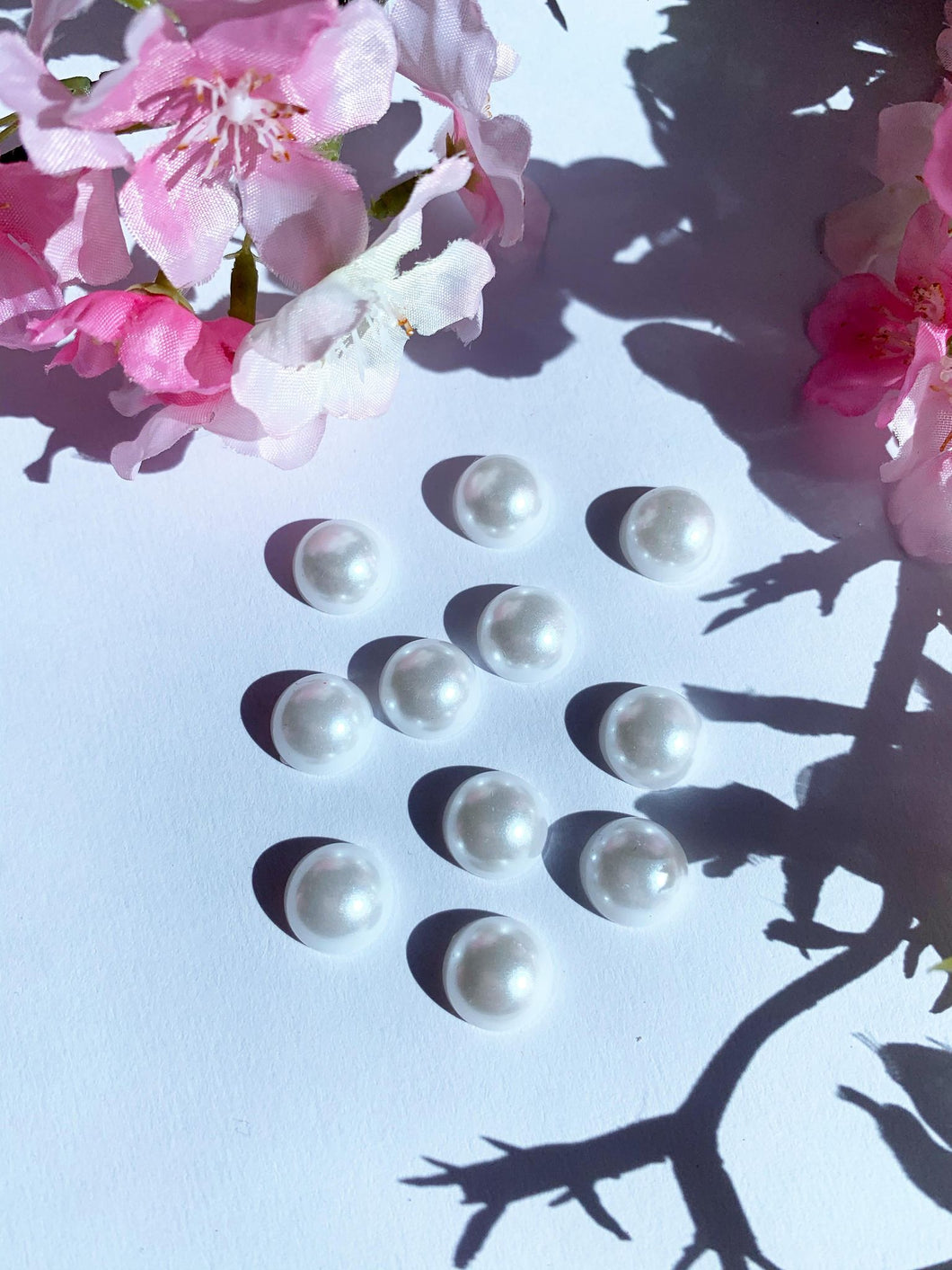 White pearl flat back 35 pack