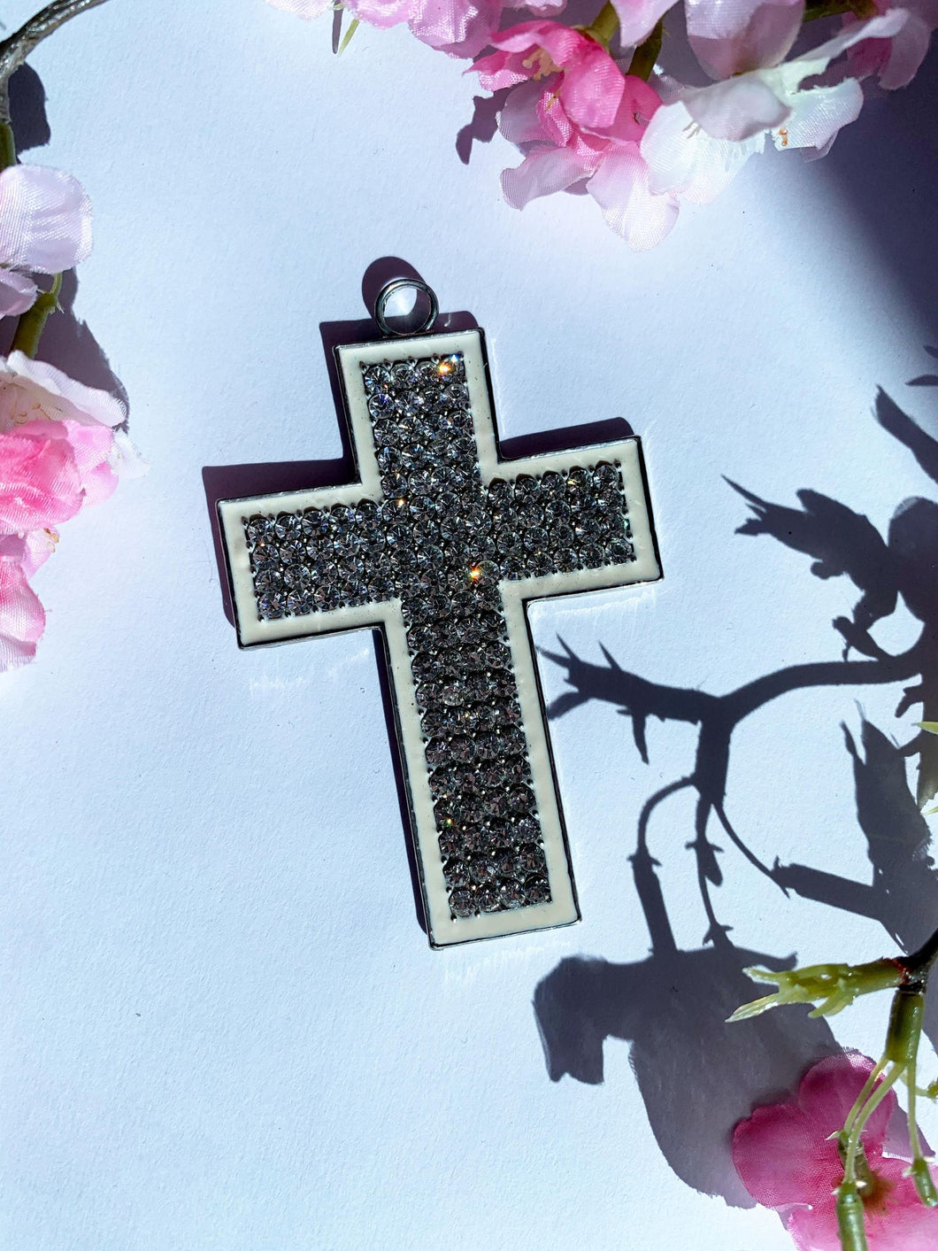 Metal diamond cross