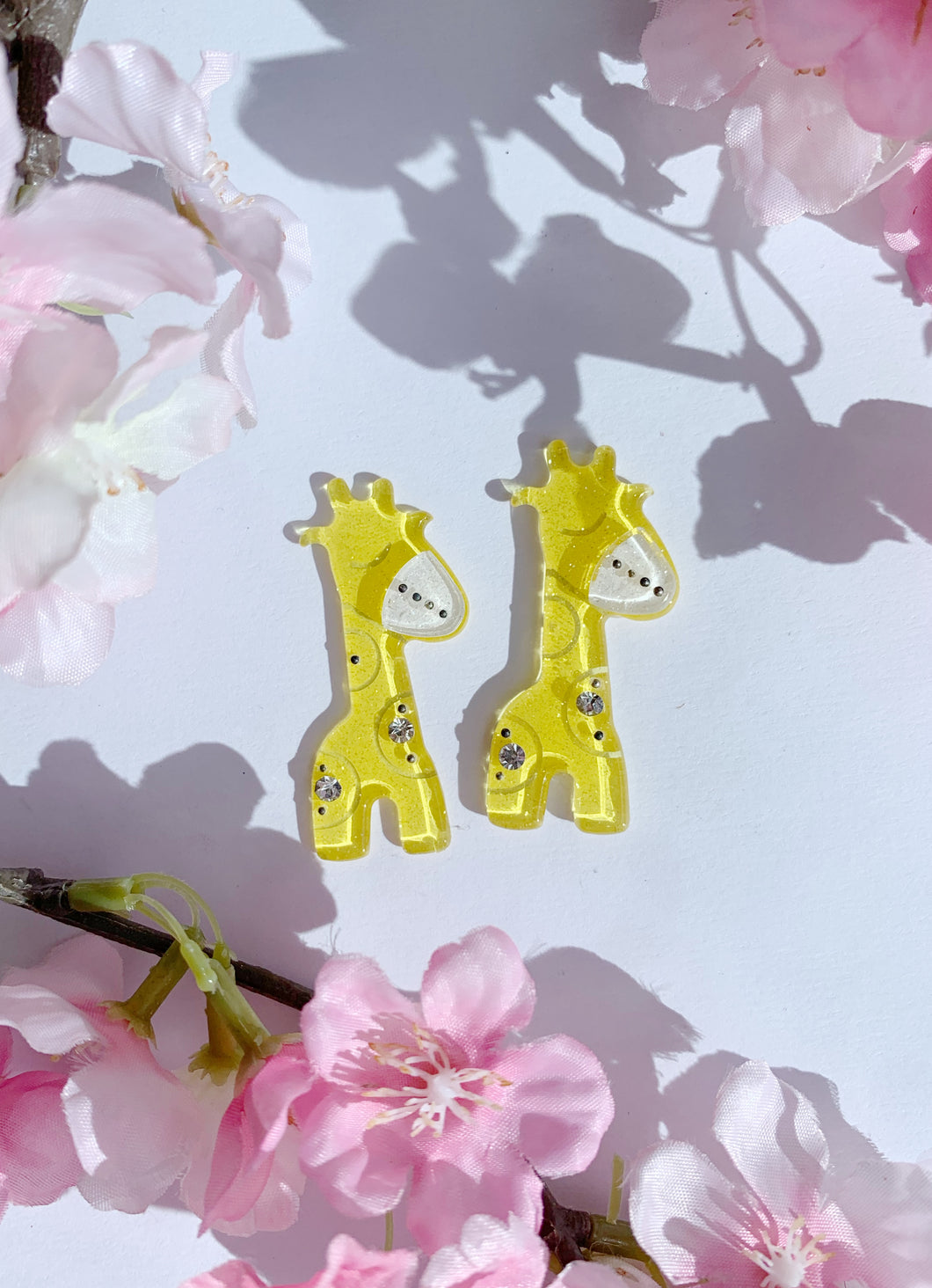 Yellow acrylic giraffe 2 pack